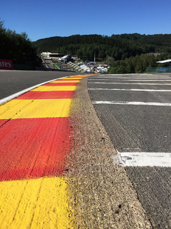 Eau Rouge detalle de la pista