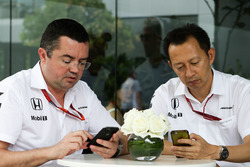 Eric Boullier, McLaren Racing Director avec Yusuke Hasegawa, responsable du programme Honda F1
