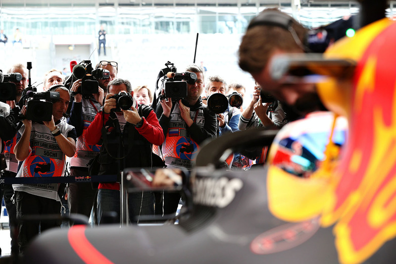 The media crowd around Daniel Ricciardo, Red Bull Racing RB12 with the aeroscreen