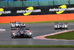 #8 Audi Sport Team Joest Audi R18 e-tron quattro: Lucas di Grassi, Loic Duval, Oliver Jarvis
