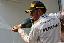 Подиум: Льюис Хэмилтон, Mercedes AMG F1