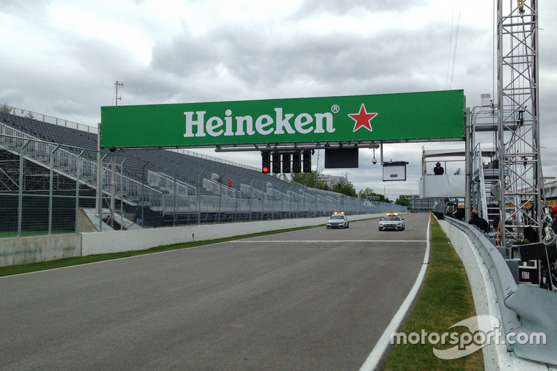 Heineken sign