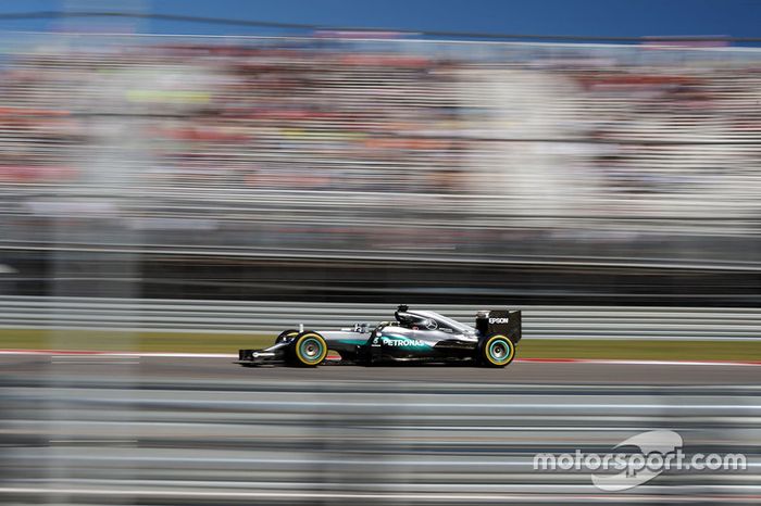 Lewis Hamilton, Mercedes AMG F1 W07 Hybrid