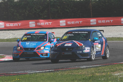Seat Ibiza CUP #34, Liana-Greco e Seat Ibiza CUP #35, Brena-Colleoni, in lotta per la posizione