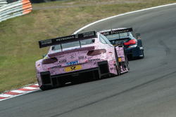 Christian Vietoris, Mercedes-AMG Team Mücke, Mercedes-AMG C63 DTM, hinter Marco Wittmann, BMW Team R