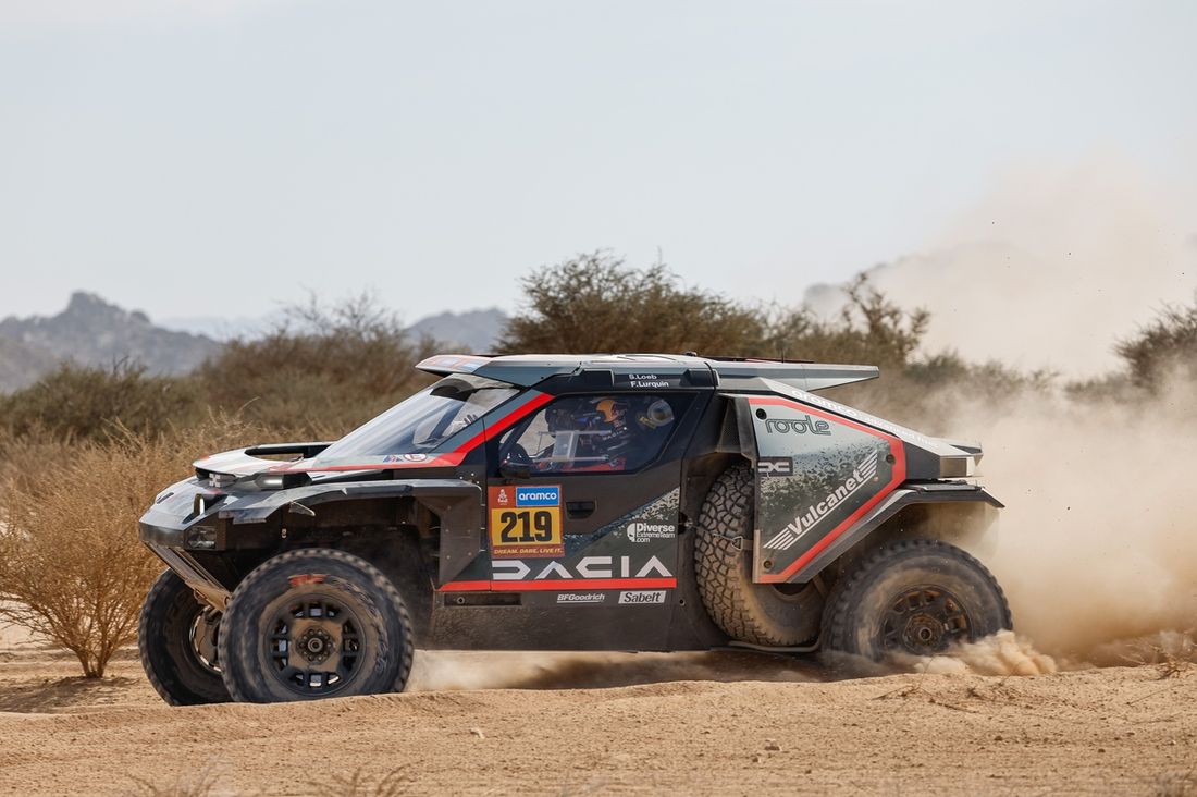 #219 Dacia Sandriders Dacia: Sebastien Loeb, Fabian Lurquin