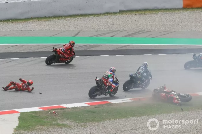 Francesco Bagnaia, caída del equipo Ducati