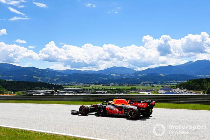 Max Verstappen, Red Bull Racing RB16B