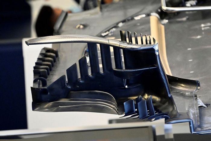 Detalle del bargeboard AlphaTauri AT02