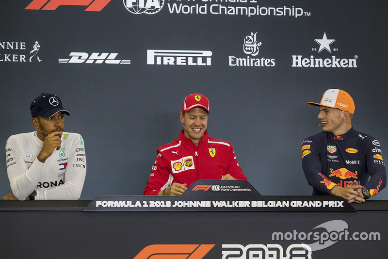 Sebastian Vettel, Ferrari, Lewis Hamilton, Mercedes AMG F1, y Max Verstappen, Red Bull Racing