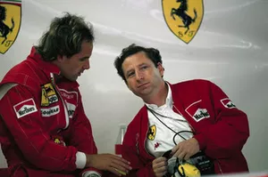 Gerhard Berger, Ferrari en Jean Todt in de Ferrari garage