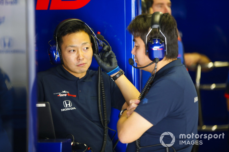 Mekanik Toro Rosso Honda