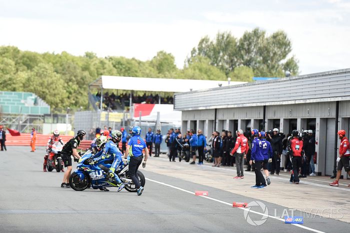 Johann Zarco, Monster Yamaha Tech 3, Andrea Iannone, Team Suzuki MotoGP, Jorge Lorenzo, Ducati Team, start delayed