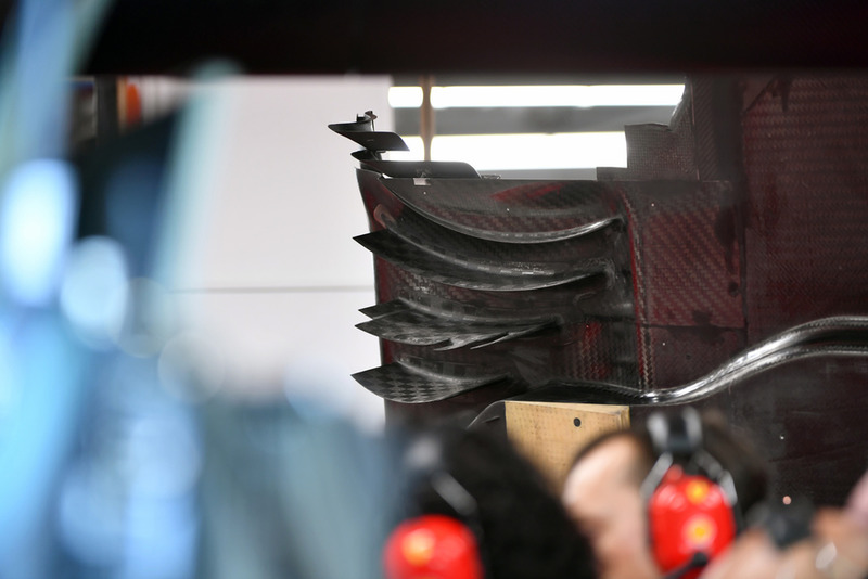 Днище Ferrari SF71H
