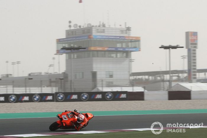 Iker Lecuona, KTM Tech3 polvo en la pista