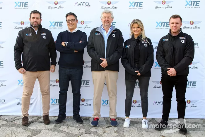 Sergio Martínez, CEO di Hispano Suiza, Miguel Suquè, president of Hispano Suiza, Christine Giampaoli, e Oliver Bennett, Hispano Suiza Extreme E 