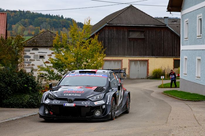 Себастьян Ожье, Венсан Ландэ, Toyota Gazoo Racing WRT Toyota GR Yaris Rally1