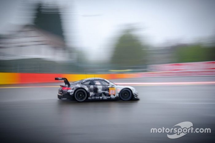 #88 Proton Competition Porsche 911 RSR: Gianluca Roda, Giorgio Roda, Matteo Cairoli