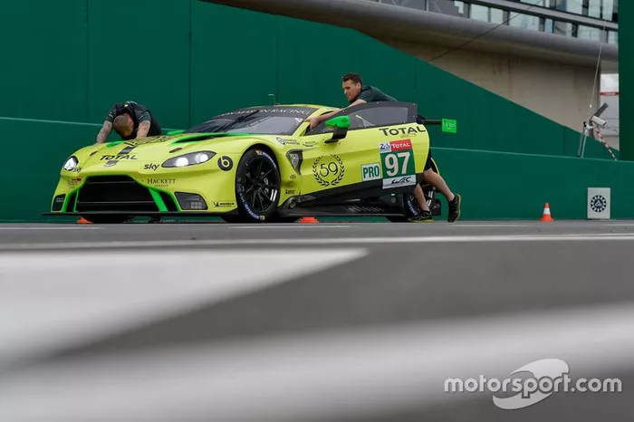 #97 Aston Martin Racing Aston Martin Vantage AMR: Alex Lynn, Maxime Martin, Jonathan Adams, Russ Gunn