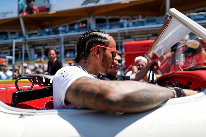 Lewis Hamilton, Mercedes AMG F1, en el drivers parade