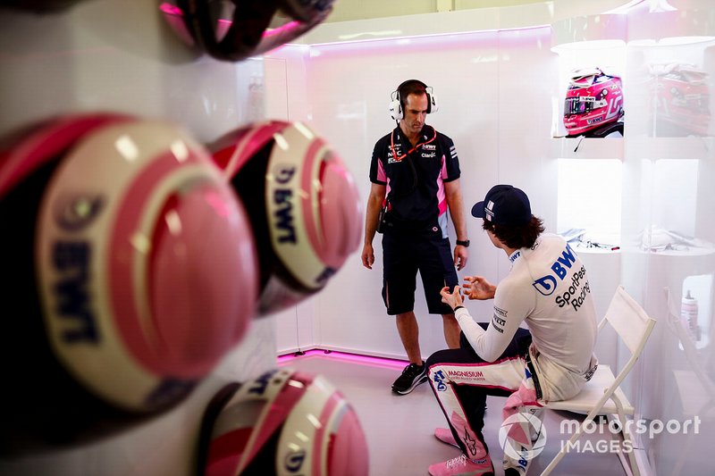 Lance Stroll, Racing Point, in the garage