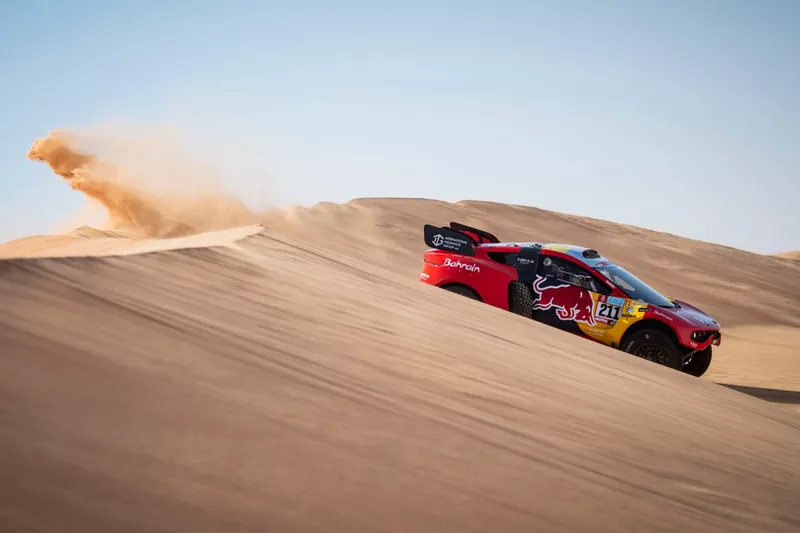 #211 Bahrain Raid Xtreme Prodrive: Sebastien Loeb, Fabian Lurquin
