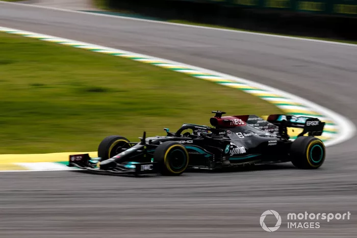 Lewis Hamilton, Mercedes W12