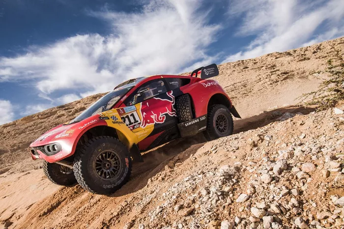 #211 Bahrain Raid Xtreme Prodrive: Sebastien Loeb, Fabian Lurquin