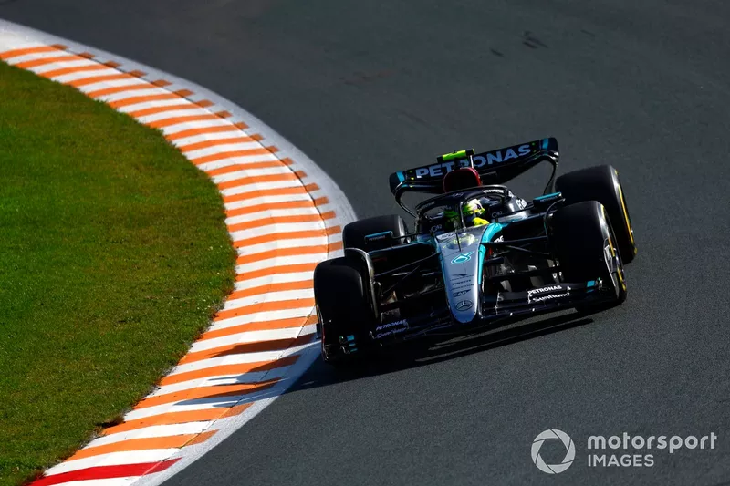 Lewis Hamilton, Mercedes F1 W15