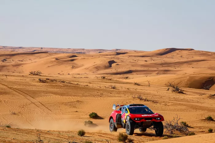 #201 Bahrain Raid Xtreme Prodrive: Sebastien Loeb, Fabian Lurquin