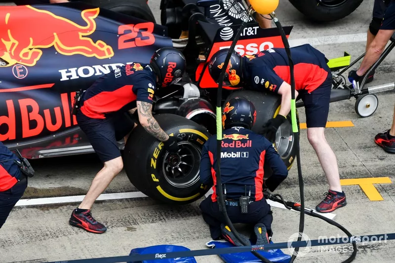 Red Bull Racing practica pitstops