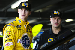 Todd Gilliland, Kyle Busch Motorsports Toyota and David Gilliland