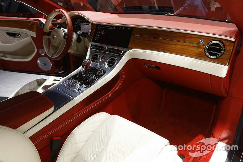 Bentley Continental GT 2019 року