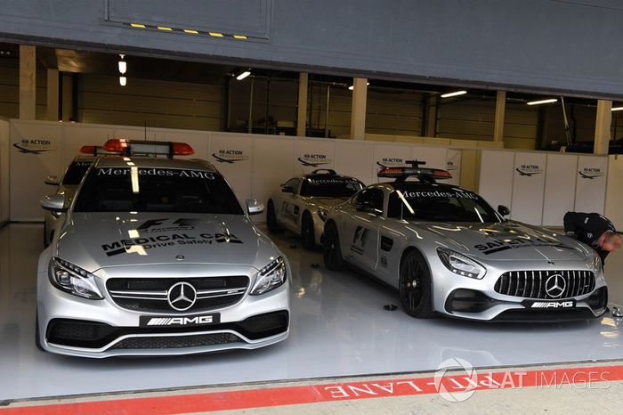 Medical Car and Safety Car