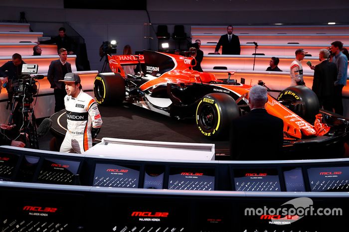 McLaren MCL32 (2017)