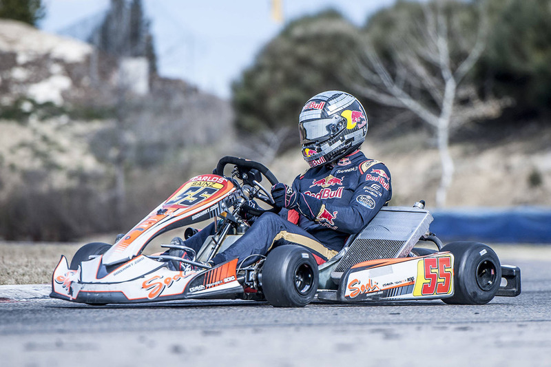 Carlos Sainz Jr., Scuderia Toro Rosso entrenando en el circuito de karting de Recas (Toledo)