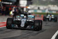 Валттери Боттас и Льюис Хэмилтон, Mercedes AMG F1 W08