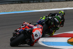 Kollision: Valentino Rossi, Yamaha Factory Racing, Johann Zarco, Monster Yamaha Tech 3, Monster Yama