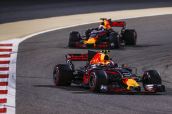 Max Verstappen, Red Bull Racing RB13; Daniel Ricciardo, Red Bull Racing RB13