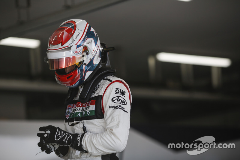 DAMS: <img src="https://cdn-3.motorsport.com/static/img/cfp/0/0/0/200/213/s3/thailand-2.jpg" alt="" width="20" height="12" /> Александр Альбон (№5)