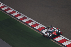 #7 Toyota Gazoo Racing Toyota TS050-Hybrid: Mike Conway, Kamui Kobayashi, Jose Maria Lopez