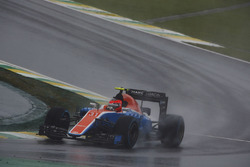 Эстебан Окон, Manor MRT05