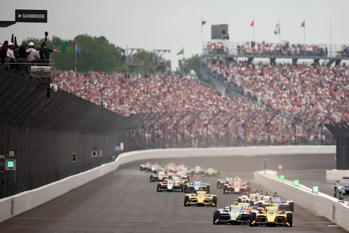 Alex Palou, Chip Ganassi Racing Honda, Alexander Rossi, Ed Carpenter Racing Chevrolet