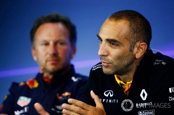 Christian Horner, de Red Bull Racing, y Cyril Abiteboul, del Renault Sport F1 Team