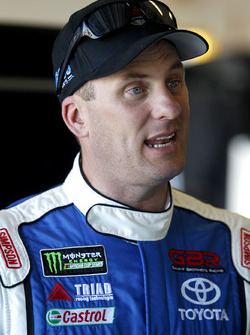D.J. Kennington, Gaunt Brothers Racing Toyota