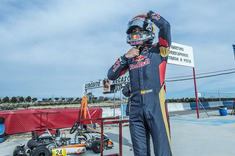 Гонщик Scuderia Toro Rosso Карлос Сайнс-мл.: перед стартом