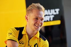 Kevin Magnussen, Renault Sport F1 Team