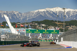 Romain Grosjean, Haas F1 Team VF-17
