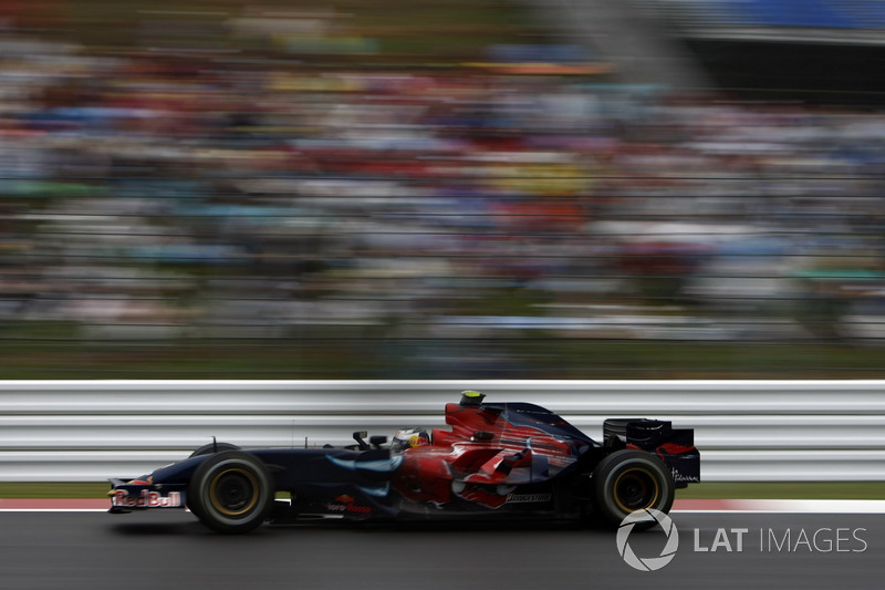 23. El Toro Rosso STR02 de F1