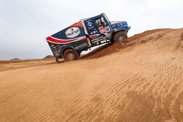 #506 Eurol Team De Rooy Iveco: Martin Van Den Brink, Rijk Mouw, Erik Kofman